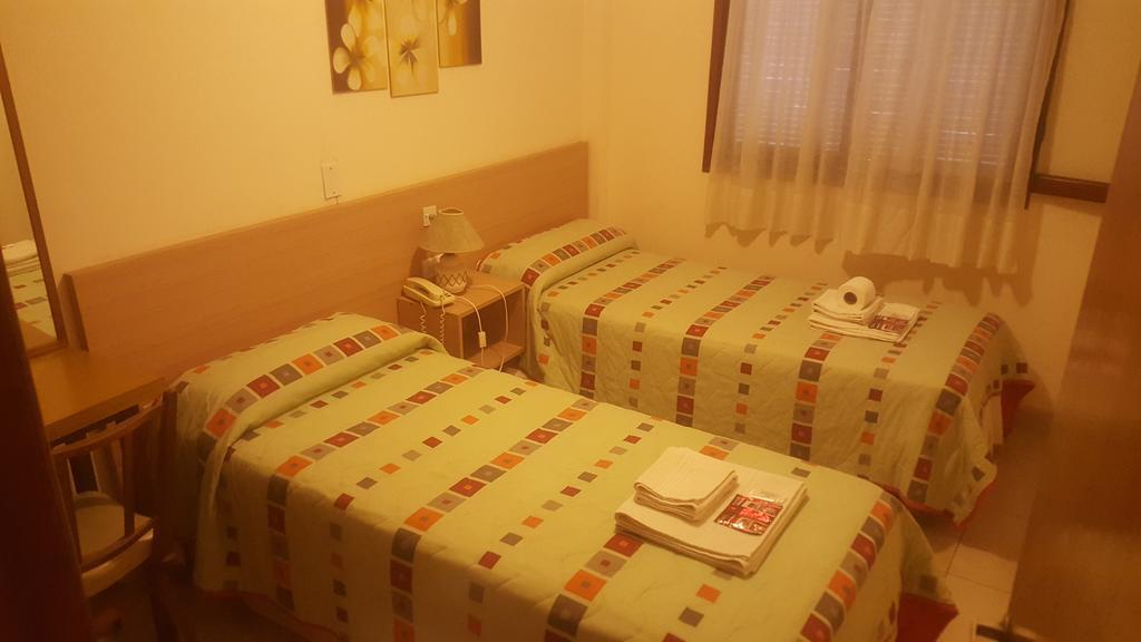 מר דל פלאטה Hotel Europa מראה חיצוני תמונה
