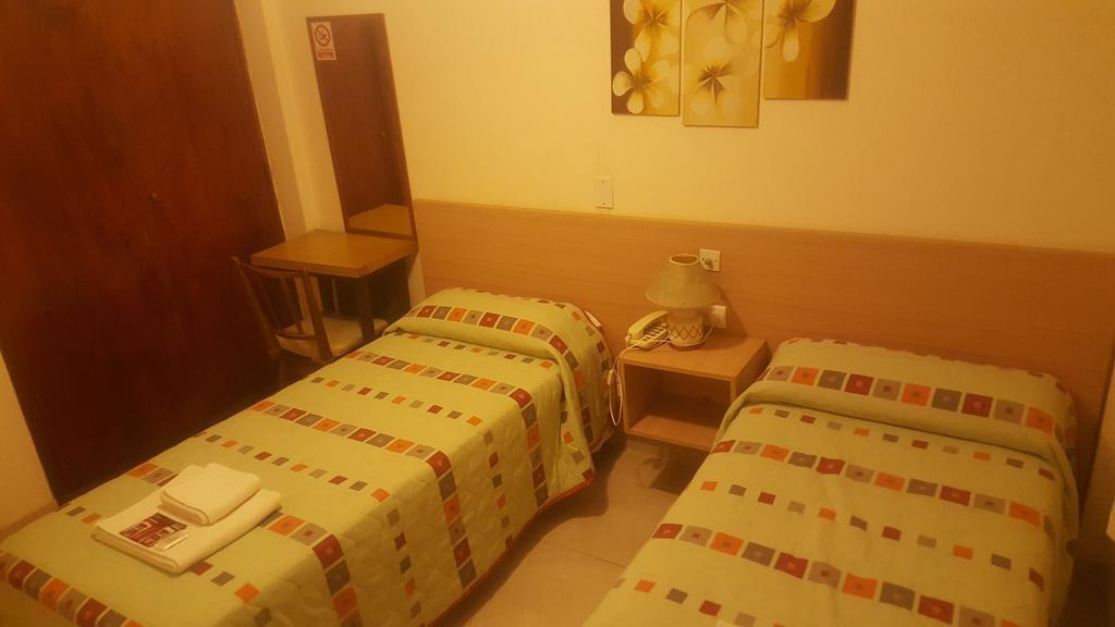 מר דל פלאטה Hotel Europa מראה חיצוני תמונה